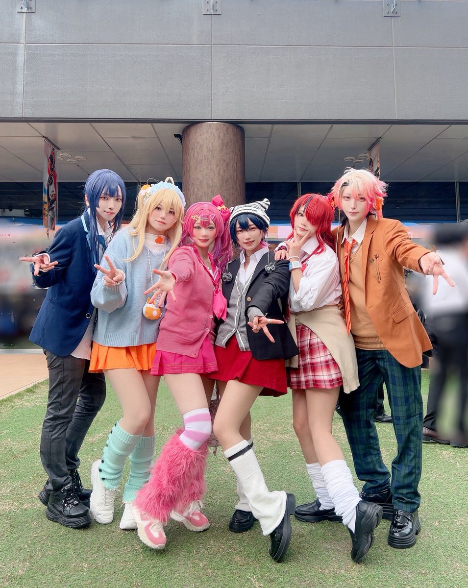 22__sr's tweet photo. cos/🌈🕒

✨ダンス部×DDRコラボしてきた✨
みんな似合ってて最高❣️久々のTDC楽しかった🎶

❤️‍🔥みは
🎴ゆうと
🍯シェリー
☯️ちをり
🦉🎻ちゃい
🧸🌙そら

#コスフェスTDC https://t.co/c2lkFGg6Mg