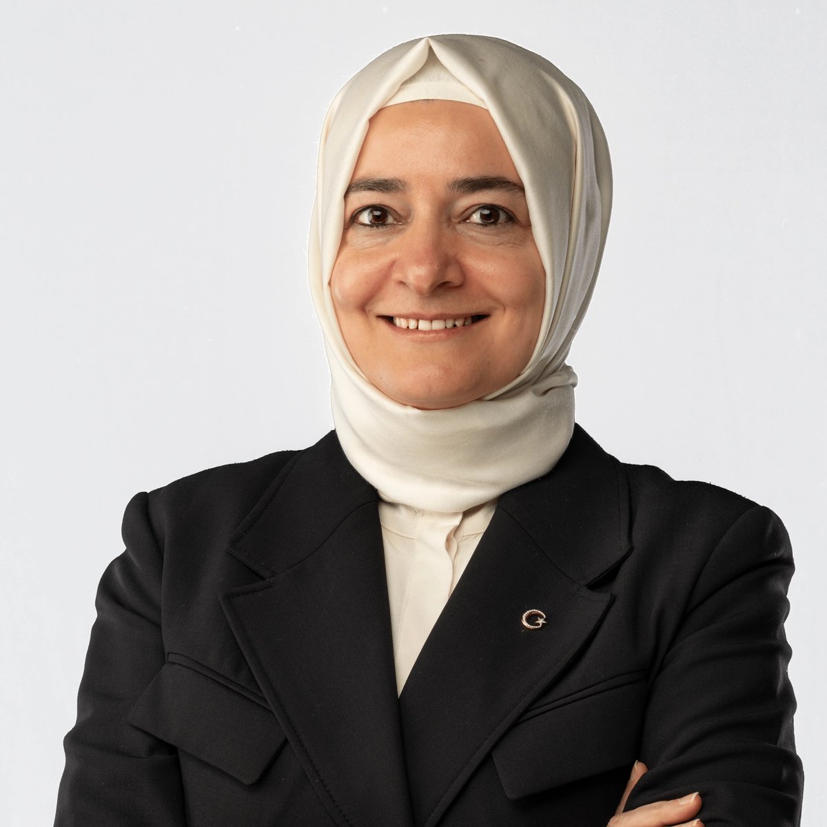 bosunatiklama's tweet photo. Hürriyet'in haberine göre Fatma Betül Sayan Kaya'nın 'gönüllü' olarak TMSF'ye iade ettiği tutar:

▬ 1.860.000.000 TL https://t.co/oXBoUiySea