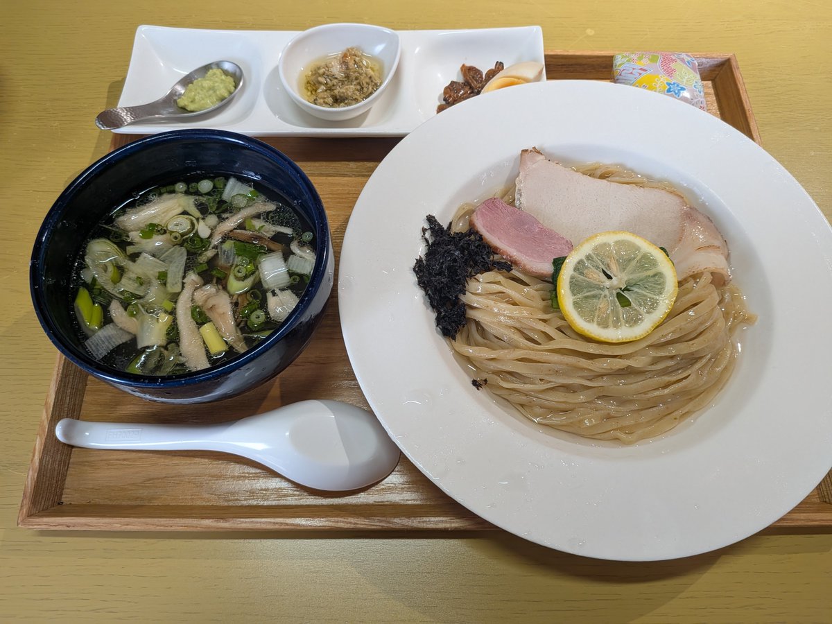 UNAGI_g's tweet photo. Noodle shop nanairo
貝つけ麺

初訪
左上の貝だし塩と迷いましたが、滅多にこれなさそうなのでつけ麺チョイス
昆布水？に浸された麺うまっ、貝だし効いたつけ汁うまっ、色んな食べ方で来て楽しい1杯でした、麺大盛りがいいかもしれない🤔

#ラーメン
#つけ麺
#宮城ラーメン
#Noodleshopnanairo https://t.co/5BlOKA8aio
