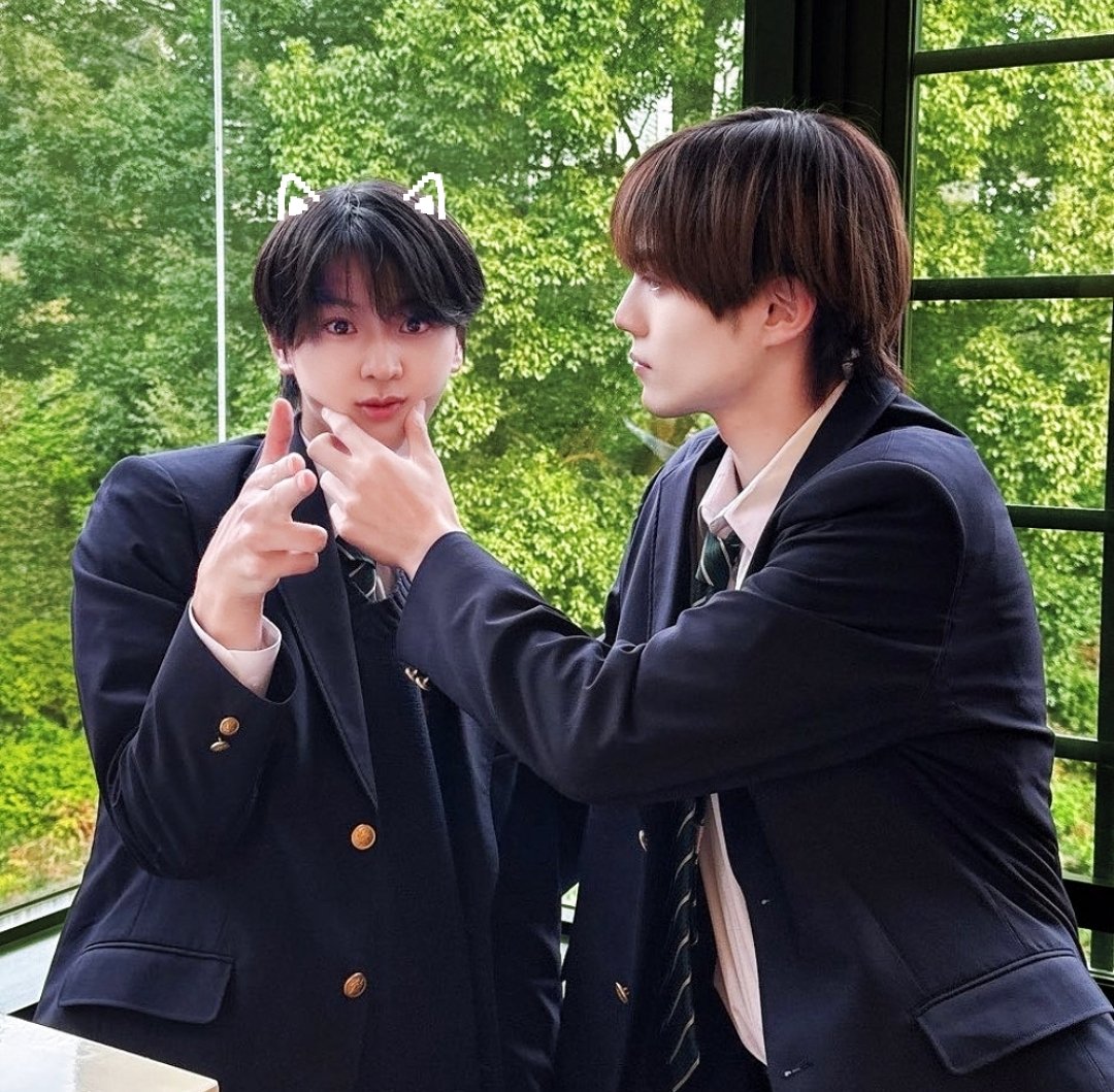 MengSiYu0910's tweet photo. Happy birthday🐷 https://t.co/CPIui05MT2