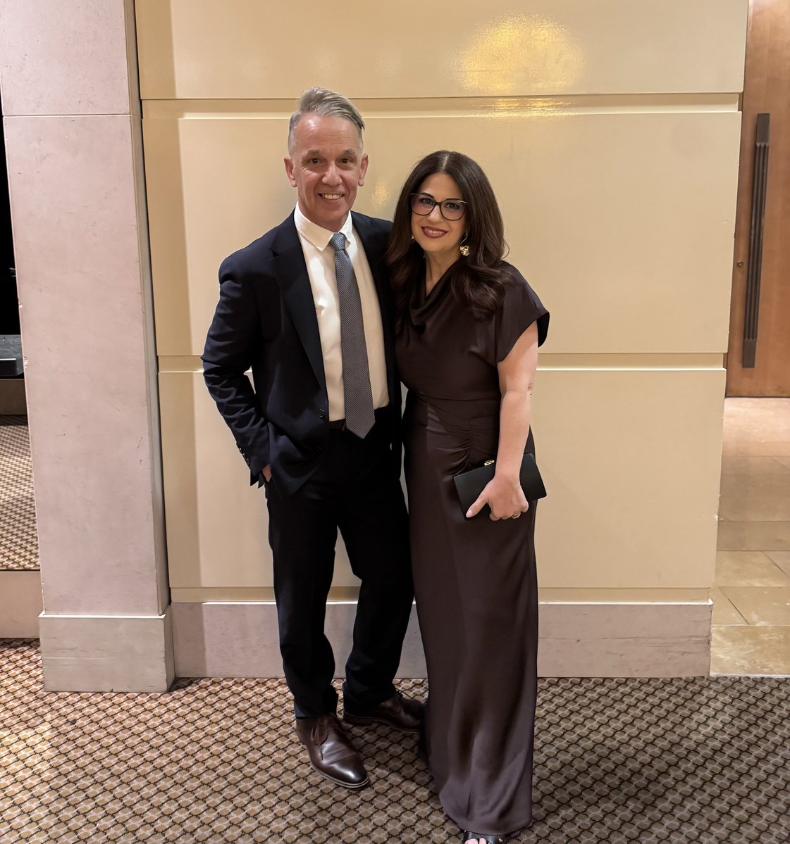evangelia69's tweet photo. Quick trip to Melbourne for the John Nicholls medal. Thank you @CarltonFC for such a brilliant evening. We had an absolute ball! #JNM26 #GoBlues 💙💙💙 https://t.co/pJhVb0iHhh
