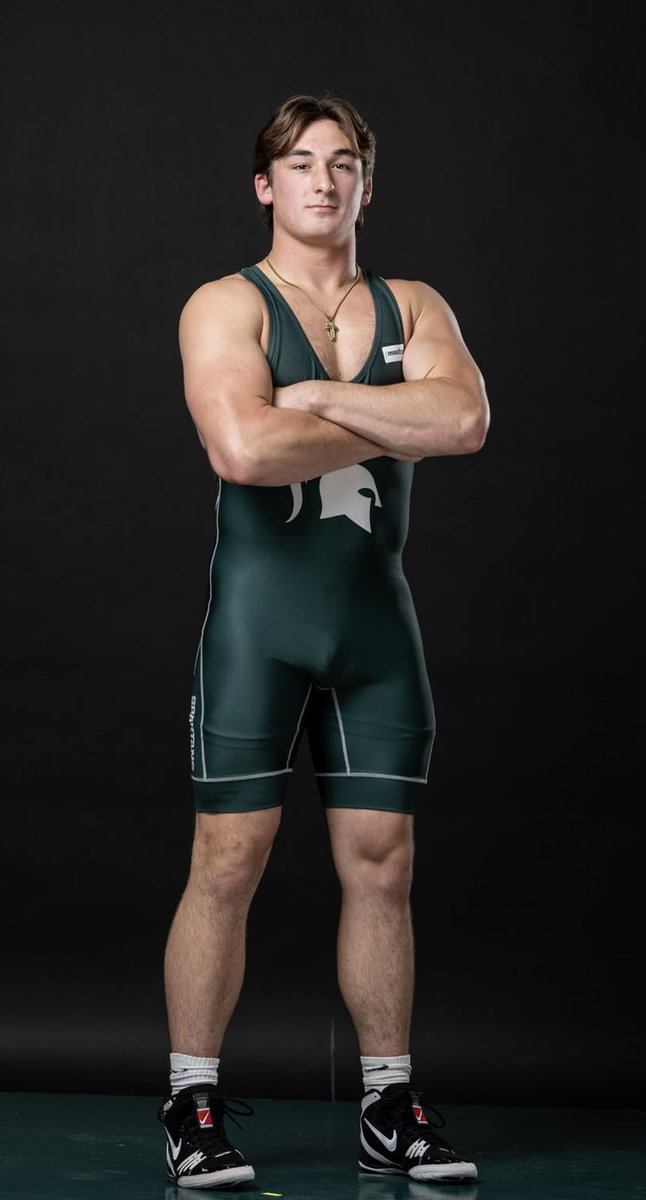 SportsGrFetish's tweet photo. 🥵🥵🥵🥵🥵🥵🥵🥵 https://t.co/Su8SZpMijk