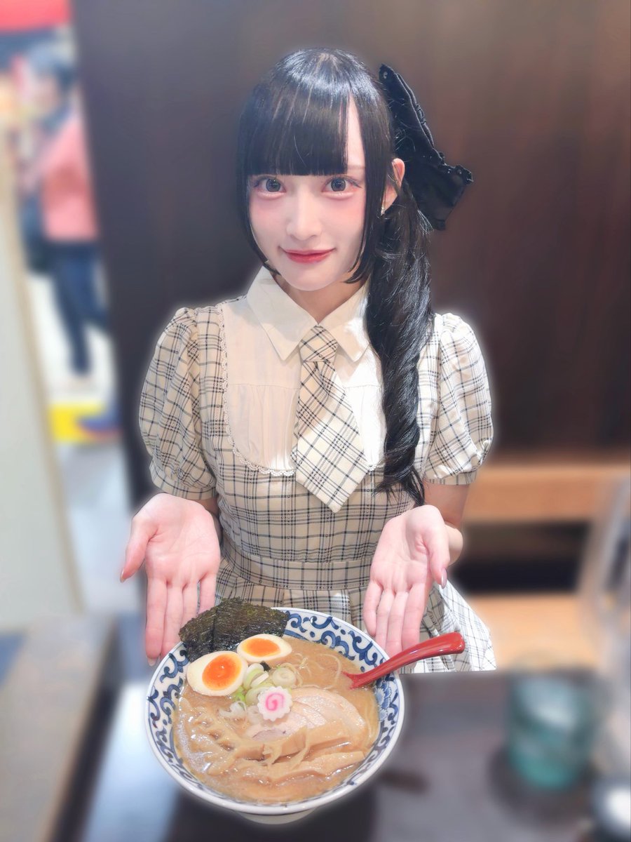 fujino_kokoro's tweet photo. 魚介系のラーメンって美味しすぎませんか❓ https://t.co/fzHV6bIXPn