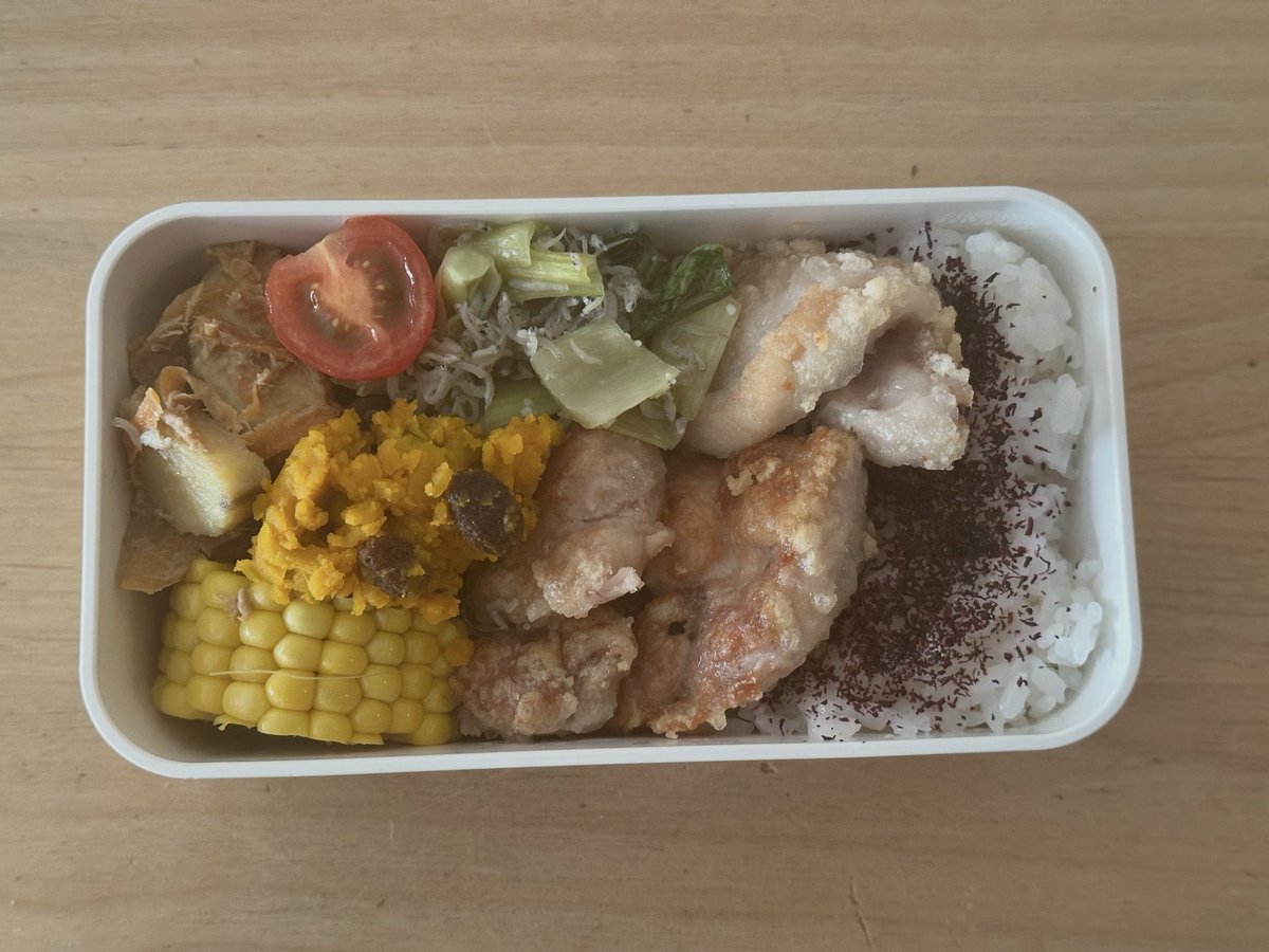 Peanut___nut's tweet photo. もう夜だけど

#男子高校生弁当 https://t.co/jcXdYP14Em