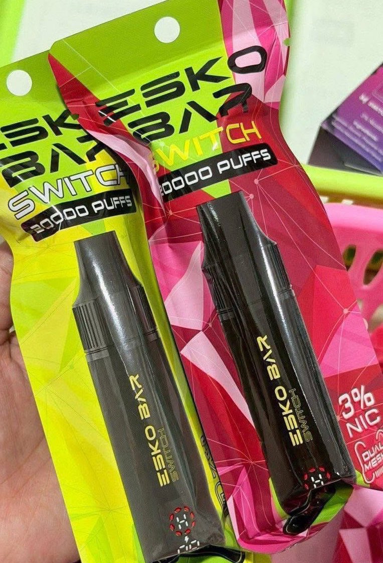 nrcqg's tweet photo. Esko Bar Switch 20K 
Esko Bar เครื่อง + เปลี่ยนหัวน้ำยาได้ 💨
เครื่องพร้อมสูบ ราคา 600 บาท เฉพา��หัว 250.- 
#พร้อมส่ง สั่งซื้อสินค้าแอดไลน์ได้เลย
‼️ ย้ำว่าไม่มีปลายทางนะคะ ‼️

Line:@153gbbxk（มี@ด้วยนะค่ะ)
https://t.co/aHp9UpiCeh https://t.co/nblfJeRer8