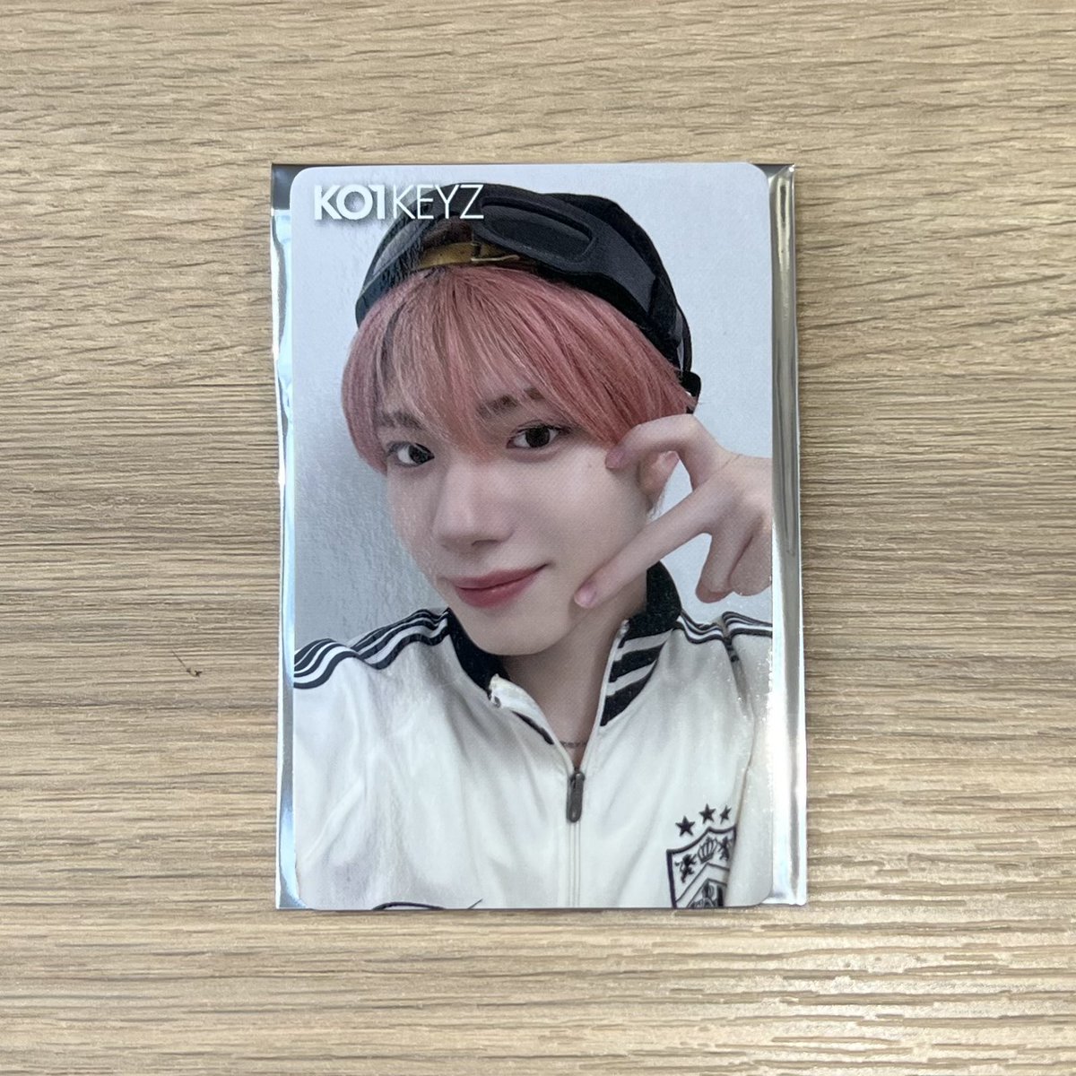 j6qmi's tweet photo. KO1KEYZ 3形態セット購入特典 トレカ 交換

【譲】 タワレコ店舗 矢田

【求】 同種 柳谷

郵送希望です📮
お気軽にお声掛けください🫧

#KO1KEYZ交換 #KO1KEYZ譲 #KO1KEYZ求 https://t.co/T4mOBbQqGA
