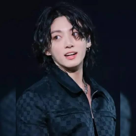 IconicRankings's tweet photo. 🏆 Asian Celebrity Of The Year 2026 (Netizens Choice) — Top 20 Standings!

1. Orm Kornnaphat — 1,128,987 votes
2. Lingling Sirilak — 1,128,598 votes
3. Kim Taehyung — 1,106,353 votes
4. Jeon Jungkook — 1,097,196 votes
5. Yağmur Yüksel
6. Justin de Dios
7. İlsu Demirci
8. Eisaya Hosuwan
9. Emin Günenç
10. Zhang Zhehan
11. Josh Cullen Santos
12. Yoko Apasra
13. Kim Soo-hyun
14. Kim Seokjin
15. Halil İbrahim Ceyhan
16. Bai Lu
17. Zhao Lusi
18. Xiao Zhan
19. Cha Eun-woo
20. Suga