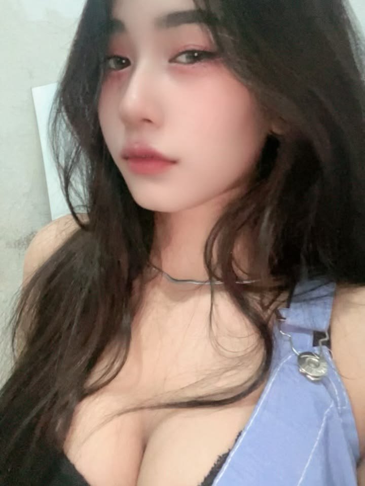 PutrigoddesAsia tweet picture