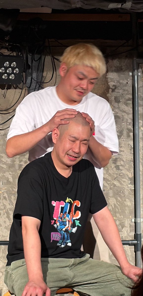 ememe_fave's tweet photo. #ハピアワ 
#ハッピーアワー

つげさんナデナデも😃どうぞ！

#つげ さん　うちまつげ
#カナイ さん
#越智 さん　おちもり https://t.co/ZXdHN4RIjZ