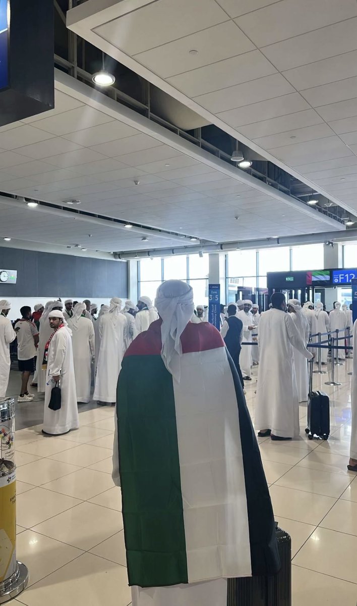 oniAzooz's tweet photo. ع جده، رادين بالكاس بإذن الله 🇦🇪🤍 https://t.co/LoikGh41V4