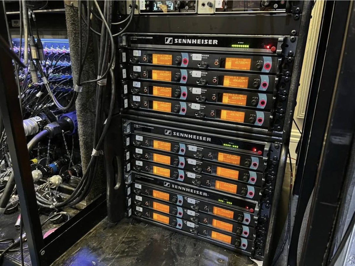 AVMatrix1's tweet photo. 💥💥 Hire top-quality #AVequipment from AV Matrix! We've got everything you need for a standout event.🎤

⚡️Featured: 24 ways #Sennheiser EW-DX and 22 ways Sennheiser 2000 series IEMs - give us a call on 01937 844 320 for info on our stock of RF kit.📞

🌐 https://t.co/0NeivCHi0p https://t.co/NQMFAhGxsW