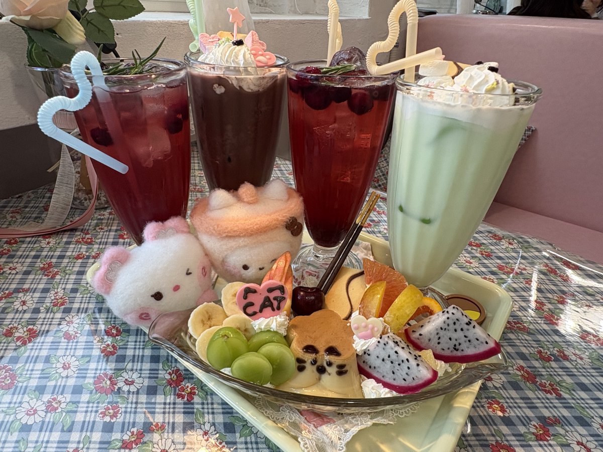 renkurix's tweet photo. 너무너무 귀여운 킷사텐st 카페…♪ https://t.co/dykMLFM05R