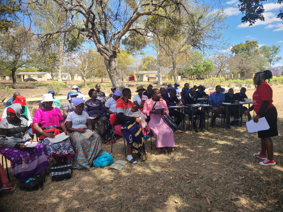 ebztrust's tweet photo. TagDev 2.0 | Ward 11, Mutare

36 participants trained in agroforestry and entrepreneurship, exploring how trees, crops and livestock can support sustainable land use, diversified incomes and climate resilience.

🌳 Growing trees. Growing livelihoods.

#Agroforestry #TagDev2 https://t.co/uH5NeFgHOj