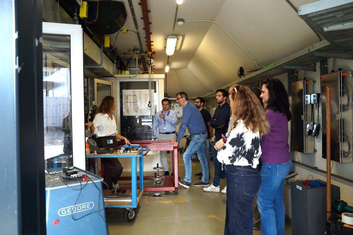 CleanHydrogenEU's tweet photo. The team of the @cleanhydrogen.bsky.social visited the Joint Research Centre (JRC) facility in Petten.
It was a great opportunity to learn about reference capabilities for H2 technologies.

📣 Contribute to the public consultation on the future of the JUs. https://t.co/b2OFQGM1ly https://t.co/Mskc7ijpTD