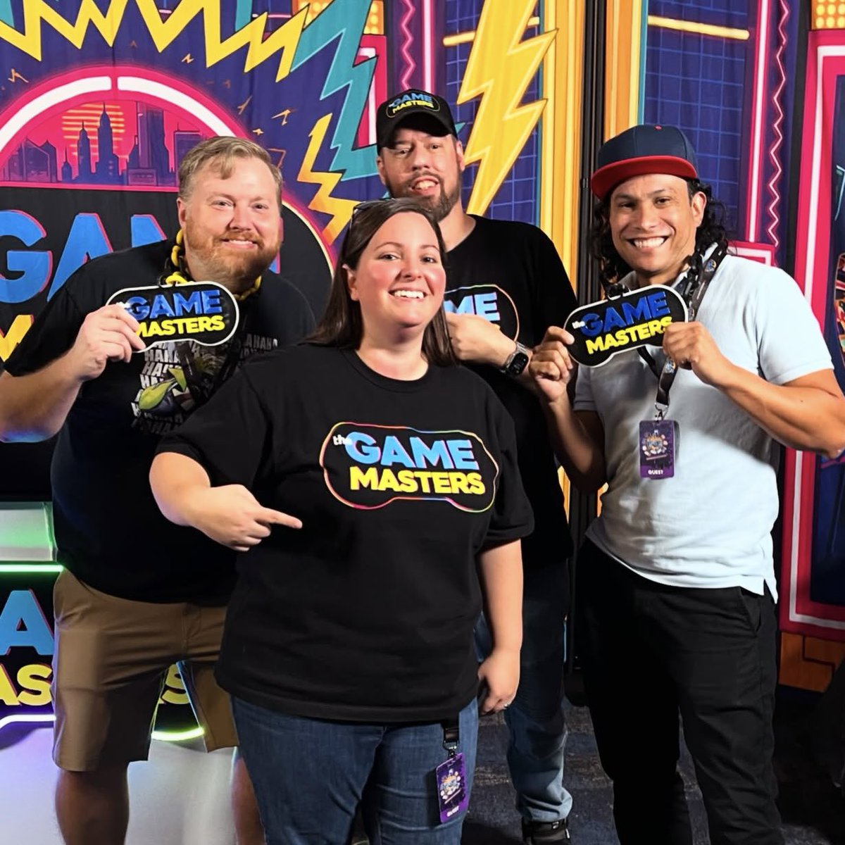 GamerAhmer's tweet photo. More shenanigans and fun with And Now Our Feature Presentation! #videogames #retrogaming #pittsburghgamingexpo #nintendo #thegamemasters @PghRetroGaming @thetechbuzz @GamerAhmer https://t.co/j295o3t7ws