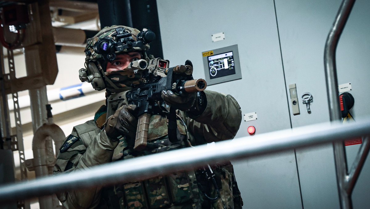 DefenceOps tweet picture