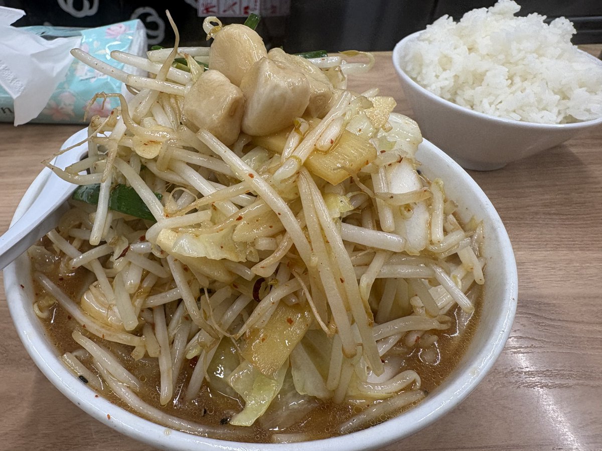 ochaquaria's tweet photo. 週末に備えてベストコンディション https://t.co/AWVBlyDbv0