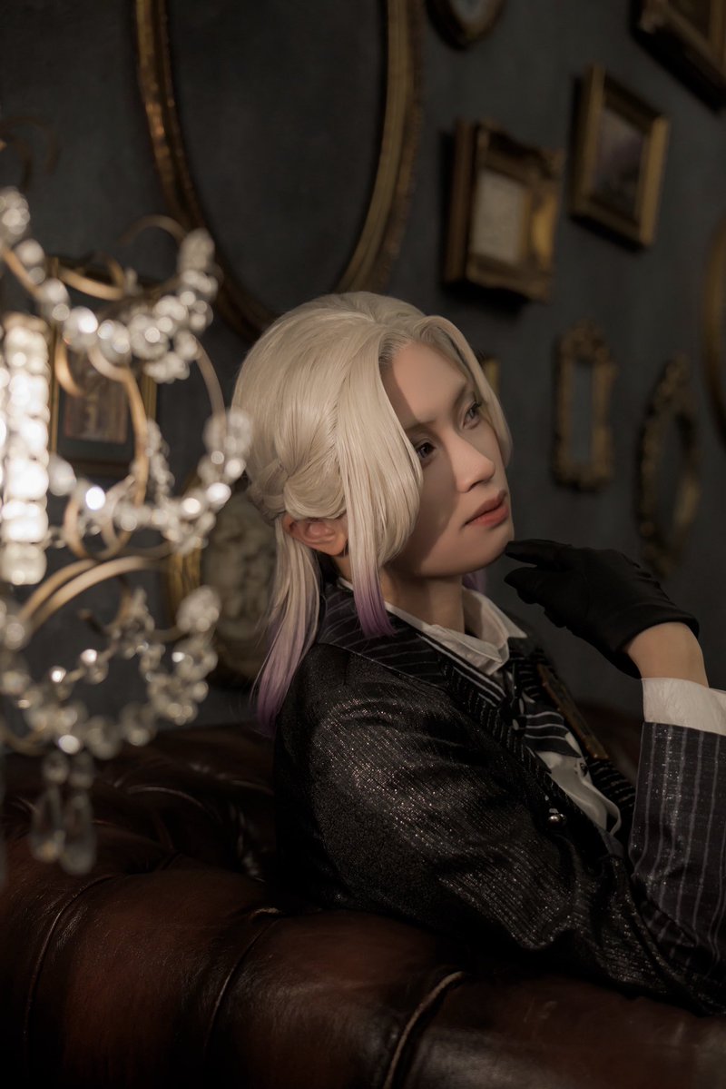 r_yoo_ka's tweet photo. cos twst ヴィル

👑

📷(@2i3_cam)様

#残像ハロウィン1003
#twstコスプレ https://t.co/yuh3cD8P9Z