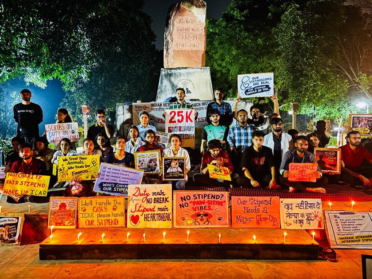 MahendraCh35366's tweet photo. It's high time the administration recognizes the true worth of veterinary professionals!
IVRI Bareilly undergrads are united against unfair intern pay, demanding ₹25,000/month stipend.
Raise your voice for equal rights &amp; dignity in healthcare!
#IVRIINTERNSTIPEND #StudentProtest https://t.co/llCXdQUAaZ