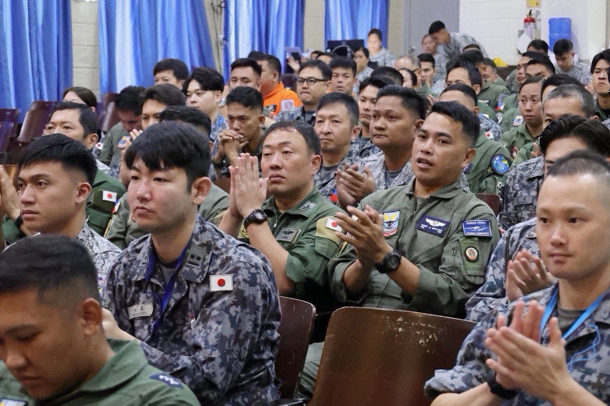 PhilAirForce's tweet photo. PAF NEWS | PAF, JASDF COMMENCE DOSHIN BAYANIHAN 6-26 IN CEBU

See Full Story: https://t.co/b9dARtnaKT

#FocusPAF #GuardiansOfOurPreciousSkies #PAFYouCanTrust #OneAFPOnePhilippines #StrongAFPStrongPhilippines #AFPYouCanTrust #DoshinBayanihan2026 https://t.co/nf7CAw9YNC