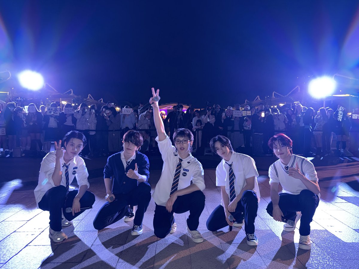 TNX_Official's tweet photo. [#TT]
TNX Today | 261006
📸 에버랜드 깜짝 버스킹

#TNX #티엔엑스
#Die_Another_Day
#PNATION #피네이션 https://t.co/WNFHrWqoKD