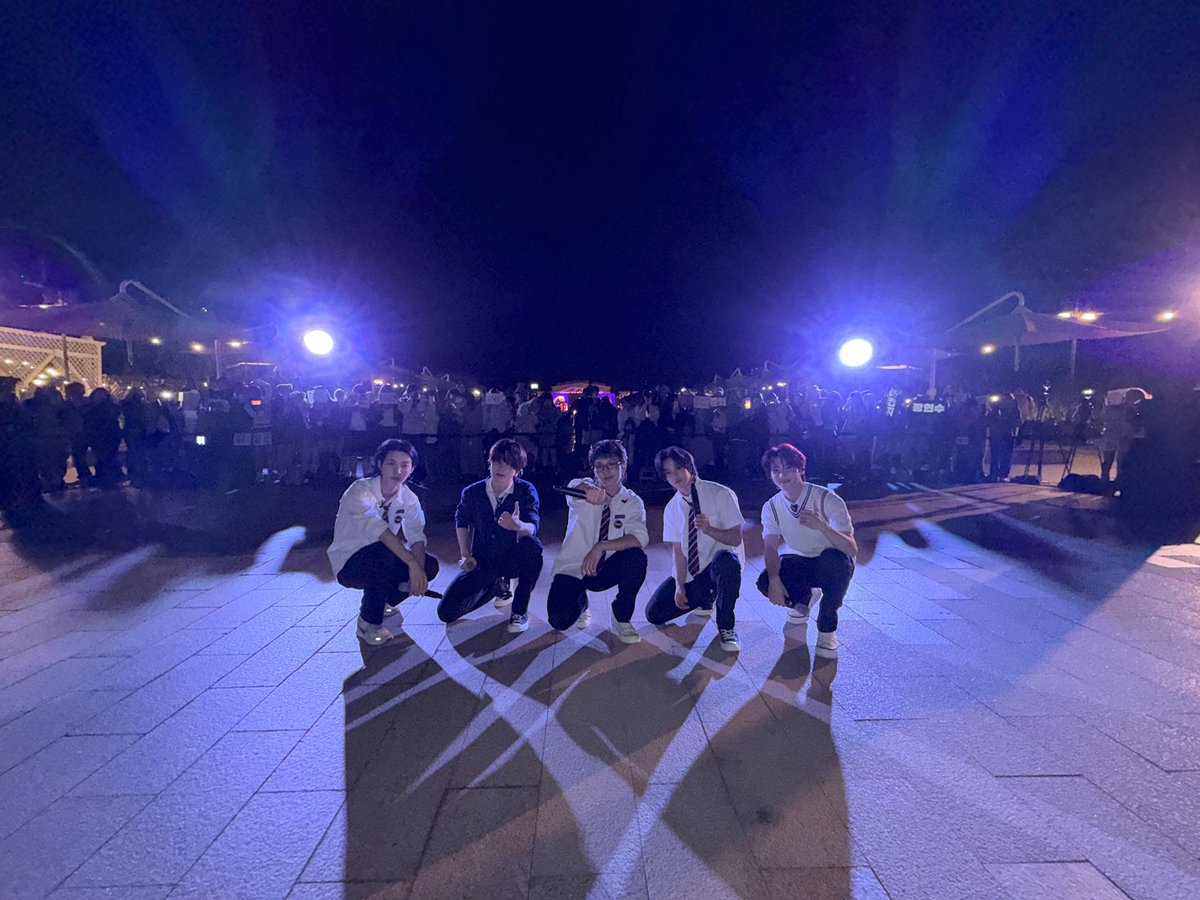 TNX_Official's tweet photo. [#TT]
TNX Today | 261006
📸 에버랜드 깜짝 버스킹

#TNX #티엔엑스
#Die_Another_Day
#PNATION #피네이션 https://t.co/WNFHrWqoKD
