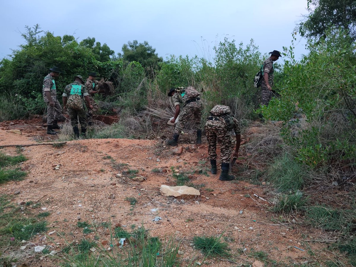 CiatCtr85137's tweet photo. A cleanliness drive was conducted under #SpecialCampaign6 at CIATS,CRPF,Kalikiri on 06/10/2026 
#SpecialCampaign6 #SwachhataHiSeva2026 https://t.co/YGCluDiKz9
