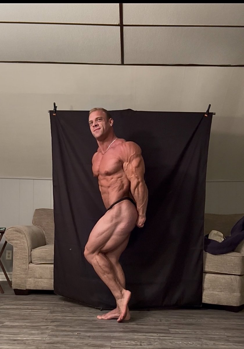 damion_ginac's tweet photo. 4 days out!

DM ME FOR COACHING

SUPPORT ME⬇️

Code DAMION at https://t.co/7J6ONlbQWM for peptides

Cashapp:$dginac

Venmo: Damion-Ginac 

Throne: https://t.co/KULtuRQ4Cy

#fitness #gym #motivation #bodybuilding #bulk #shred #bodybuilder #gains #physique #explore https://t.co/MxuUMLdjbY