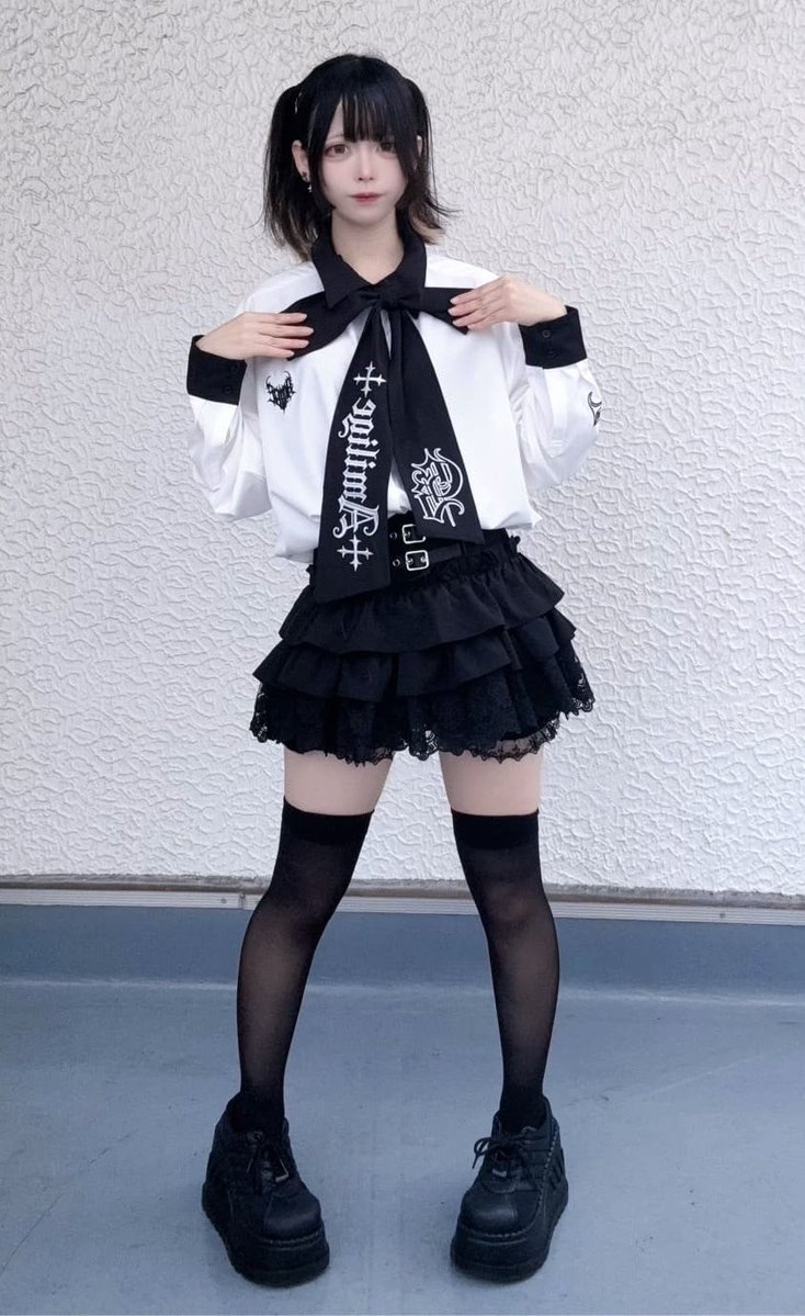 OfficialAmilige's tweet photo. スタッフも愛用してるこのスカート
コーデの参考にしてみてね🫶

https://t.co/5eCEVd70Qd https://t.co/HAudDM4TYJ