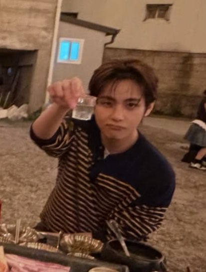 tangmotwit's tweet photo. 5555555555555555555566666455555
ตอนทำงาน                                   ตอนกินจริง https://t.co/whbys88uw8