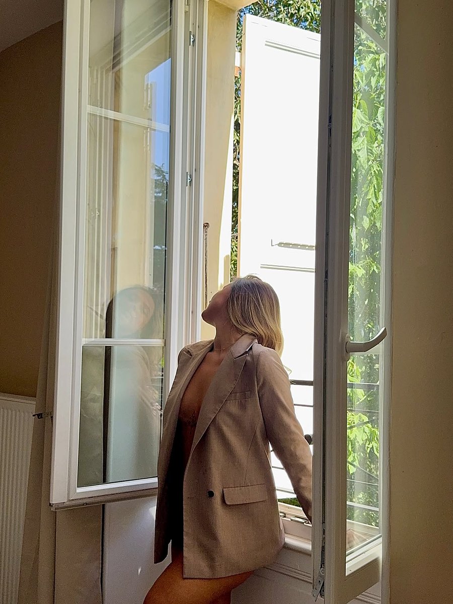 Florencewqs4's tweet photo. A sense of sophistication in life isn't about high cost it's about knowing how to please yourself https://t.co/Oj9pGvUBOt