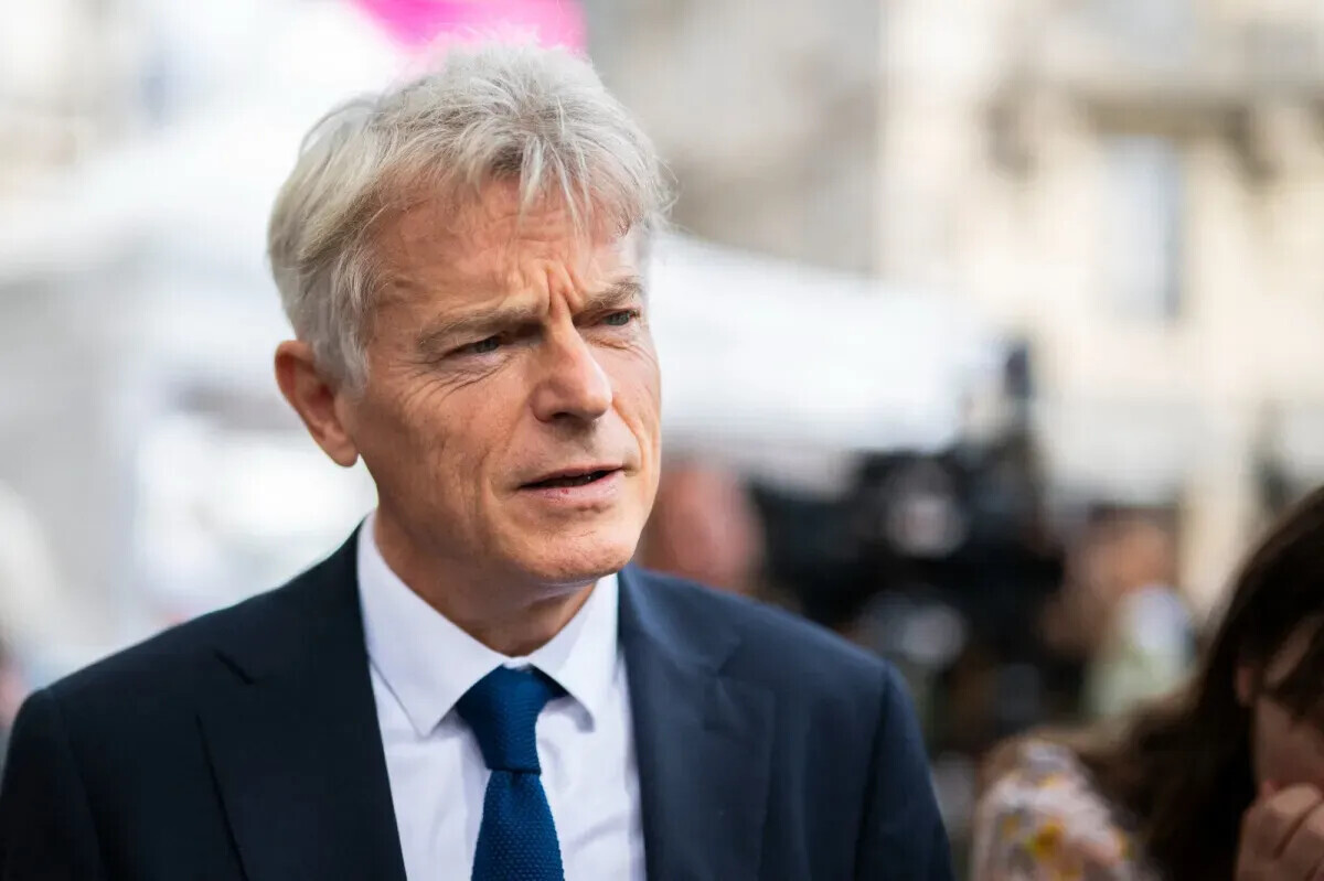 humanite_fr's tweet photo. « Aucun gouvernement ne devrait jeter des grenades contre ses enfants », alerte Fabien Roussel

🔴 Suivez en direct l’acte III de la mobilisation 
➡️ https://t.co/SckiasJEam https://t.co/9rnQPBKdkf