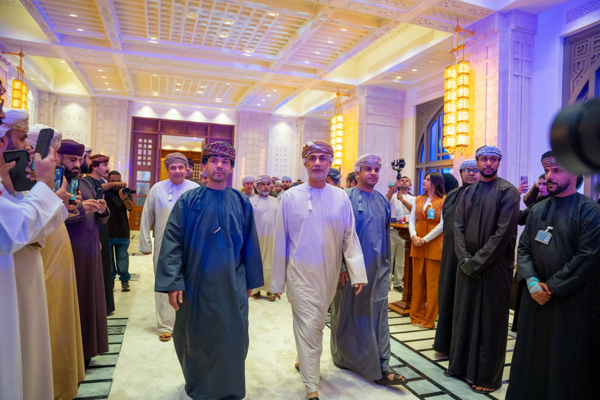 Rikaz_oman's tweet photo. ليلةٌ بتفاصيلها، وحضورٌ يليق ببدايةٍ استثنائية.✨️

من أجواء تدشين رتال بلس، نشارككم جانبًا آخر من هذه الأمسية التي جمعت شركاءنا وضيوفنا، واحتفت بانطلاقة وجهة جديدة تحمل رؤية ركاز نحو مستقبلٍ أكثر تميزًا.

تفاصيل صنعت لحظة، وحضور شاركنا بداية فصل جديد. https://t.co/TNzr91mk0w