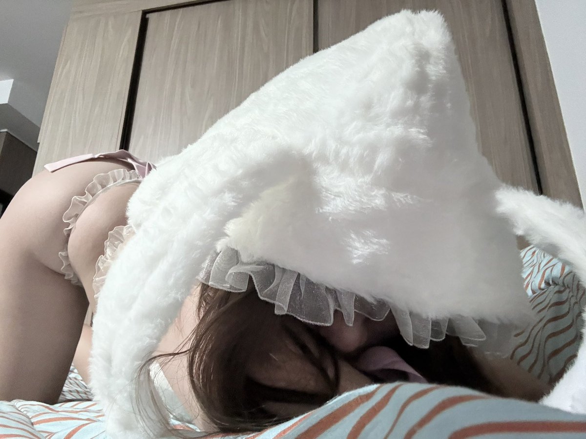 PhuongNga2k's tweet photo. Bunny 🐰 🤍 https://t.co/9DxkSTwgba