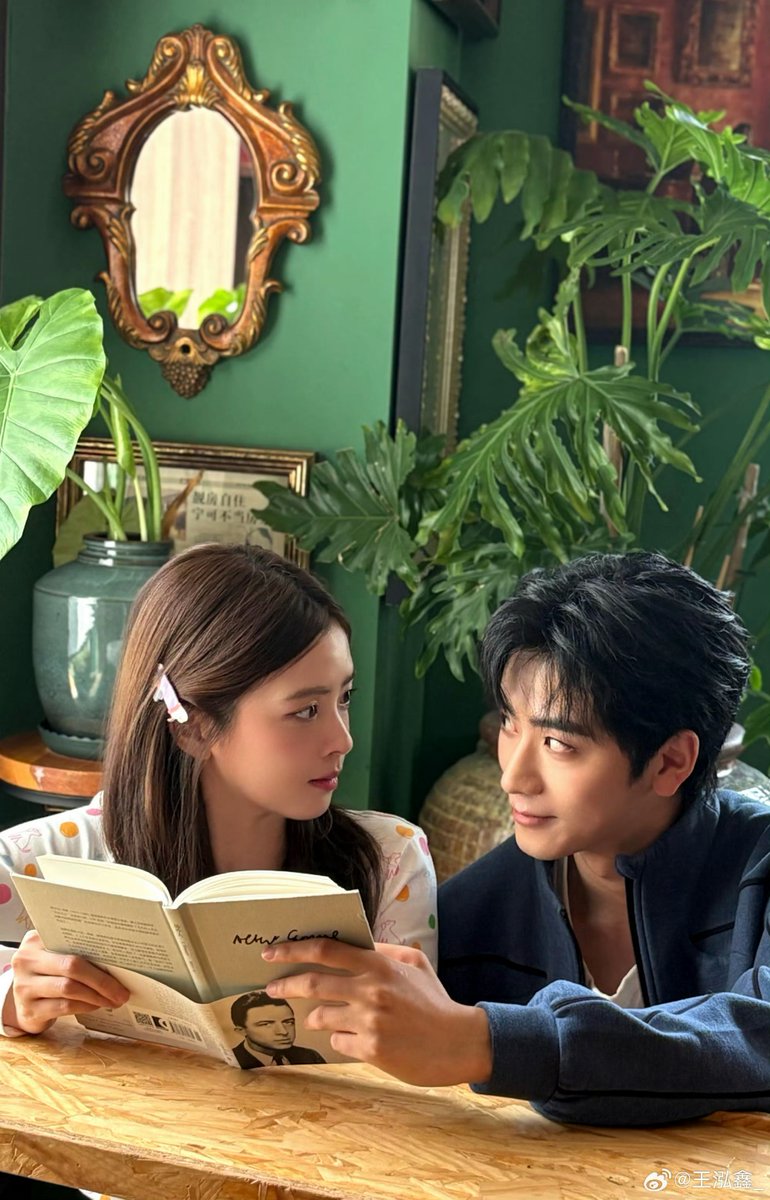 dandelions_star's tweet photo. How many photoshot do you have Nanke and Xiaolian? This cp feeding us well. 

#AgainstTheCurrent https://t.co/CyF0Sz3OrM