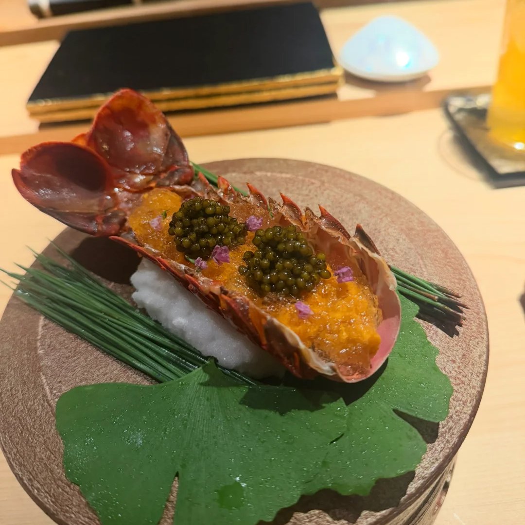 SunsetGlowyy's tweet photo. The signature lobster is still incredibly delicious
paired with caviar and lobster meat. https://t.co/9RHfH7HeCx