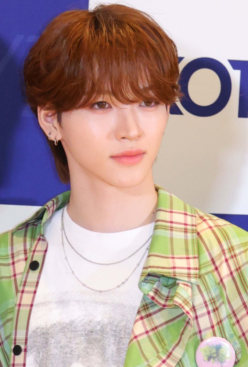 oricon's tweet photo. 『KO1KEYZ DEBUT SHOWCASE』
KO1KEYZ、フォトセッションレポート📝
⠀
メンバー思いの優しさにじむ場面も✨
DAIKIが宣言「KO1KEYZ、絶対売れまーす！」
⠀
🔻ソロカットも📸
https://t.co/j5QasfPL0V
⠀
#KO1KEYZ_DEBUT_SHOWCASE https://t.co/L6Ln5SXetX