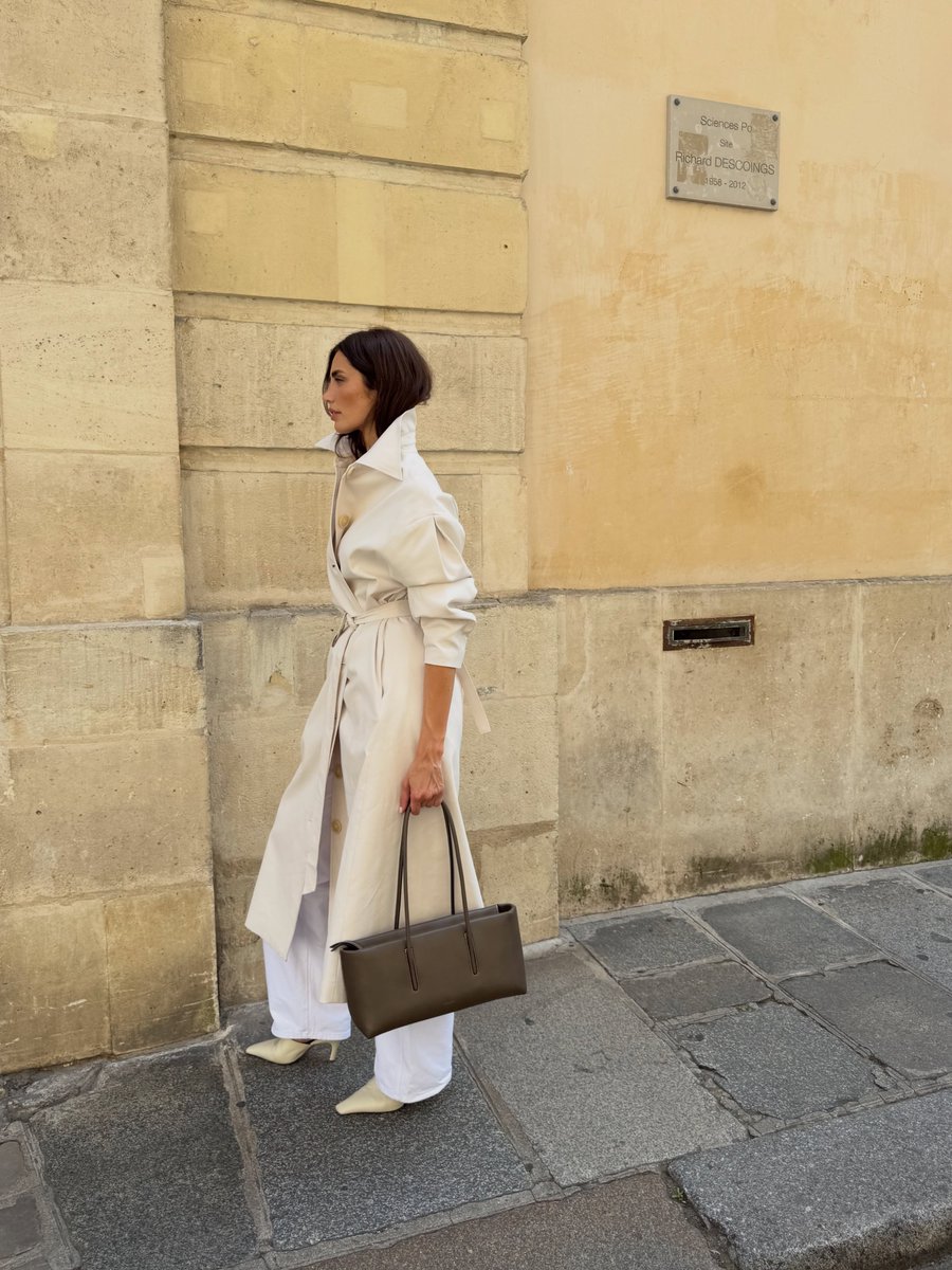 Rebkcca's tweet photo. So thrilled to collaborate with DeMellier London on The Stockholm Shoulder x Rebecca Donaldson. Loved bringing this timeless piece to life — truly the perfect touch of chic for any look. #ICONS26 https://t.co/kfLwSq5jkf