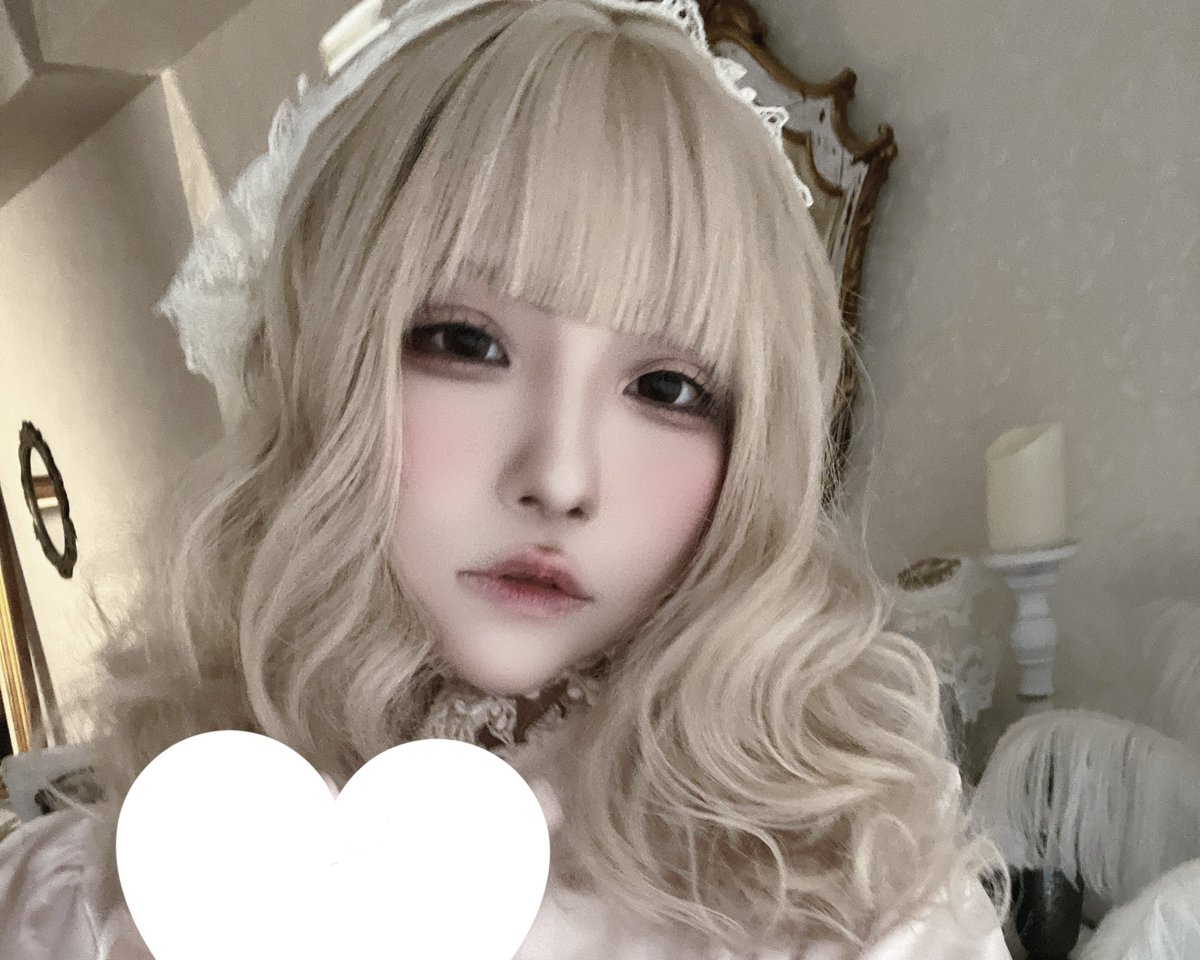 momo_pedio's tweet photo. ガラスケースを抜け出そう https://t.co/5XAa6lbb35