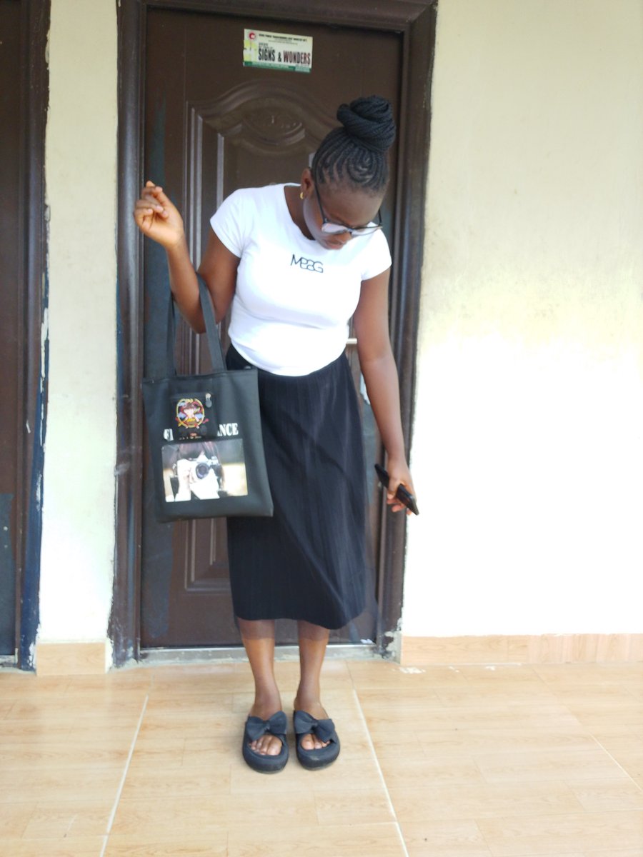 ChristabelAppah's tweet photo. It's a new month 😌
#corper https://t.co/DOOkbyNTtF