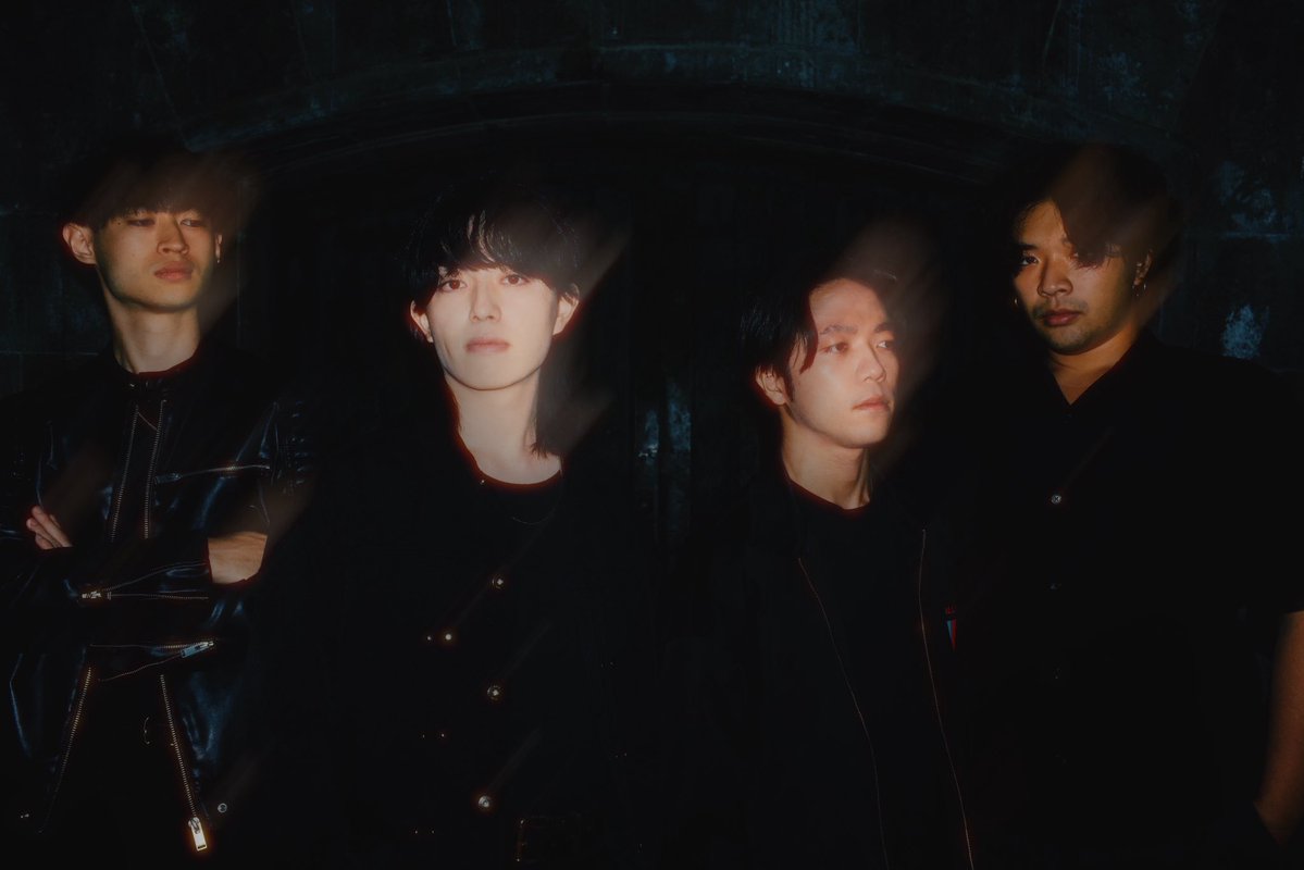 victimforgrace's tweet photo. 🔥Artist Photo Relased🔥

（L→R）
Kohei （Dr.）
Maki （Vo.）
Naoya （Gt.）
Simon （Gt.）

photo by Hikaru https://t.co/CZ74z0LRMv