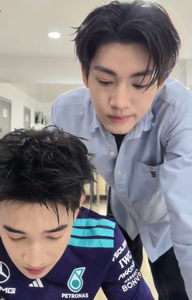 almondphun's tweet photo. boyfriends ♡ #AlmondProgress https://t.co/WSDtIQg1Zj