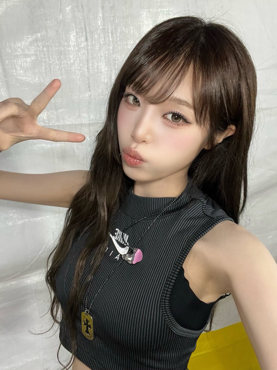 yellow_3e3's tweet photo. 톤다운을 해도  미녀는 미녀다 https://t.co/JmNvCdsLRa