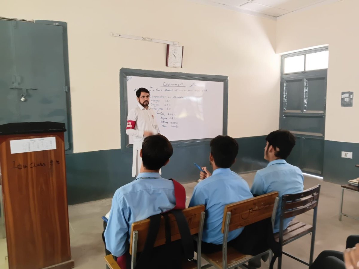 WhoIsHussain's tweet photo. Our Parachinar team ran a series of environmental activities across local schools and communities for #WorldCleanUpDay. 

Volunteers led awareness sessions with students before getting hands-on with tree planting and clean-up drives. https://t.co/uzxu1z5IPr