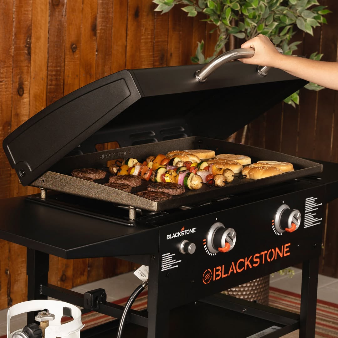 Socalbbqshop's tweet photo. Blackstone premium griddles from the USA are the cutting edge of everything flat top grilling.

Shop:
https://t.co/LmDFegMy7x 

#socalbbqshop #outdoorliving #bbq #food #fire ##BlackstoneGriddle #GriddleNation #FlatTop https://t.co/N6KcEXIoSb