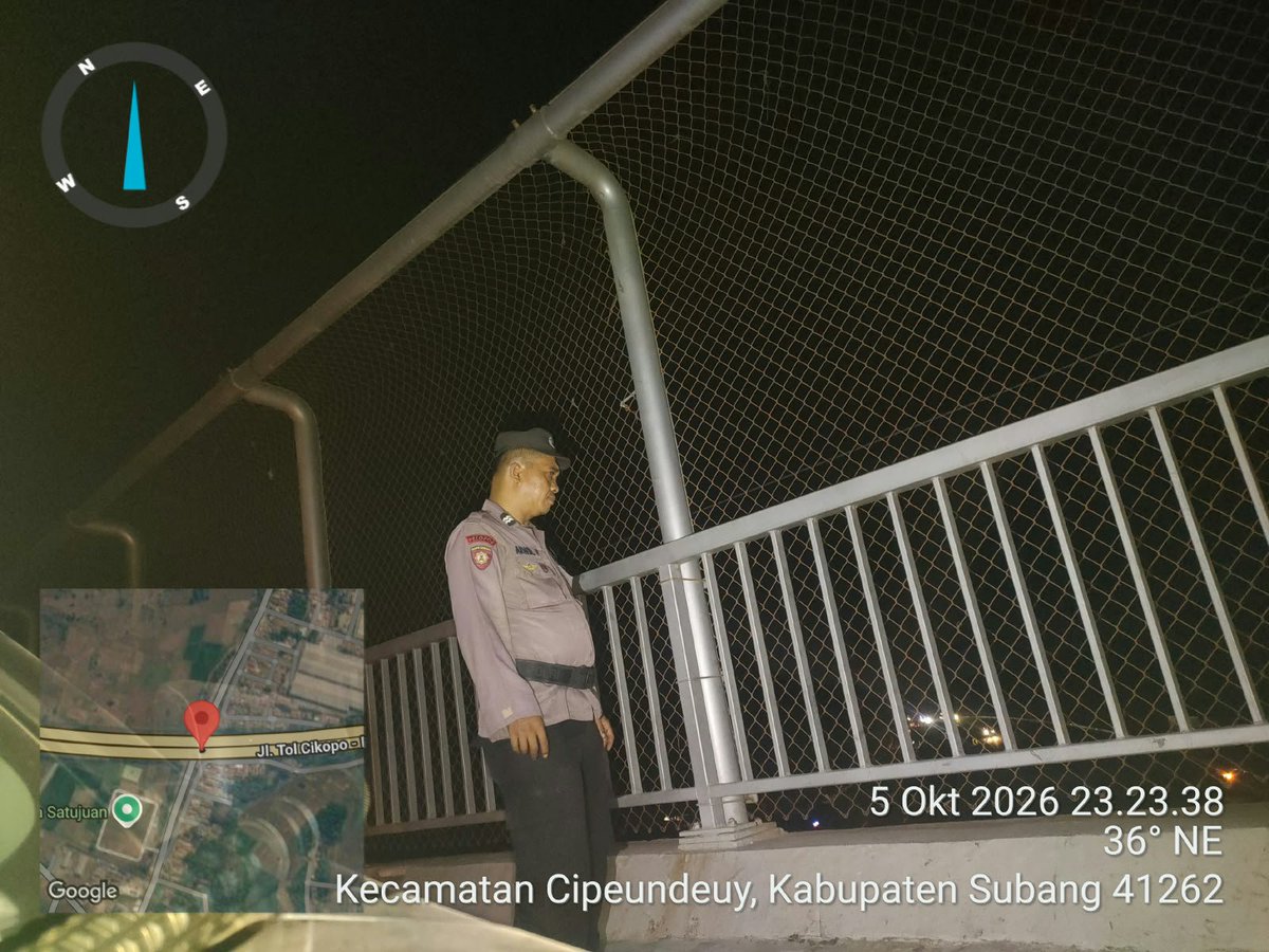 HumassekCpdysbg's tweet photo. Kegiatan Patroli KRYD ke tempat kerawanan gangguan Kamtibmas.

SUBANG, Senin (05/10/26) Personil Patroli Samapta Polsek Cipeundeuy laksanakan Patroli ke tempat rawan gangguan Kamtibmas antisipasi balapan liar, geng motor dan tawuran. https://t.co/LKywaEPkCA