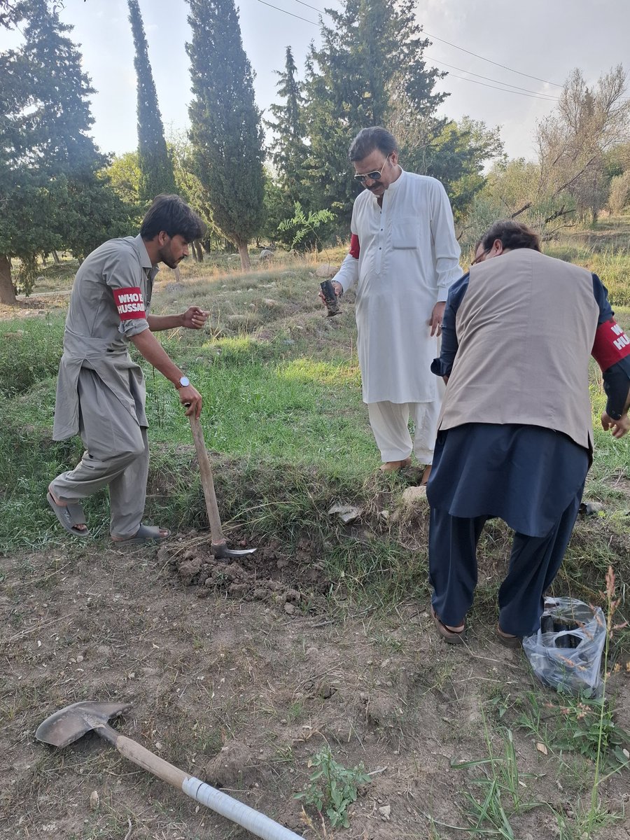 WhoIsHussain's tweet photo. Our Parachinar team ran a series of environmental activities across local schools and communities for #WorldCleanUpDay. 

Volunteers led awareness sessions with students before getting hands-on with tree planting and clean-up drives. https://t.co/uzxu1z5IPr