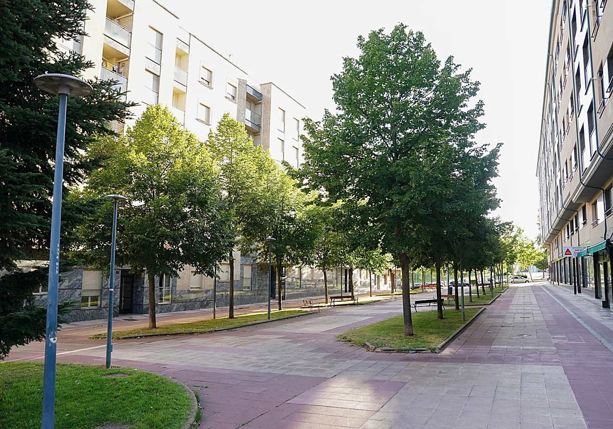 LaGacetaSA's tweet photo. 🟥 Policías fuera de servicio localizaron a 'El Tubarrín' entrando en el piso donde se escondía en Salamanca: llevaba más de un año en paradero desconocido y ya ha ingresado en prisión
https://t.co/NIzaJwsuLR https://t.co/9l8RwQVDwd