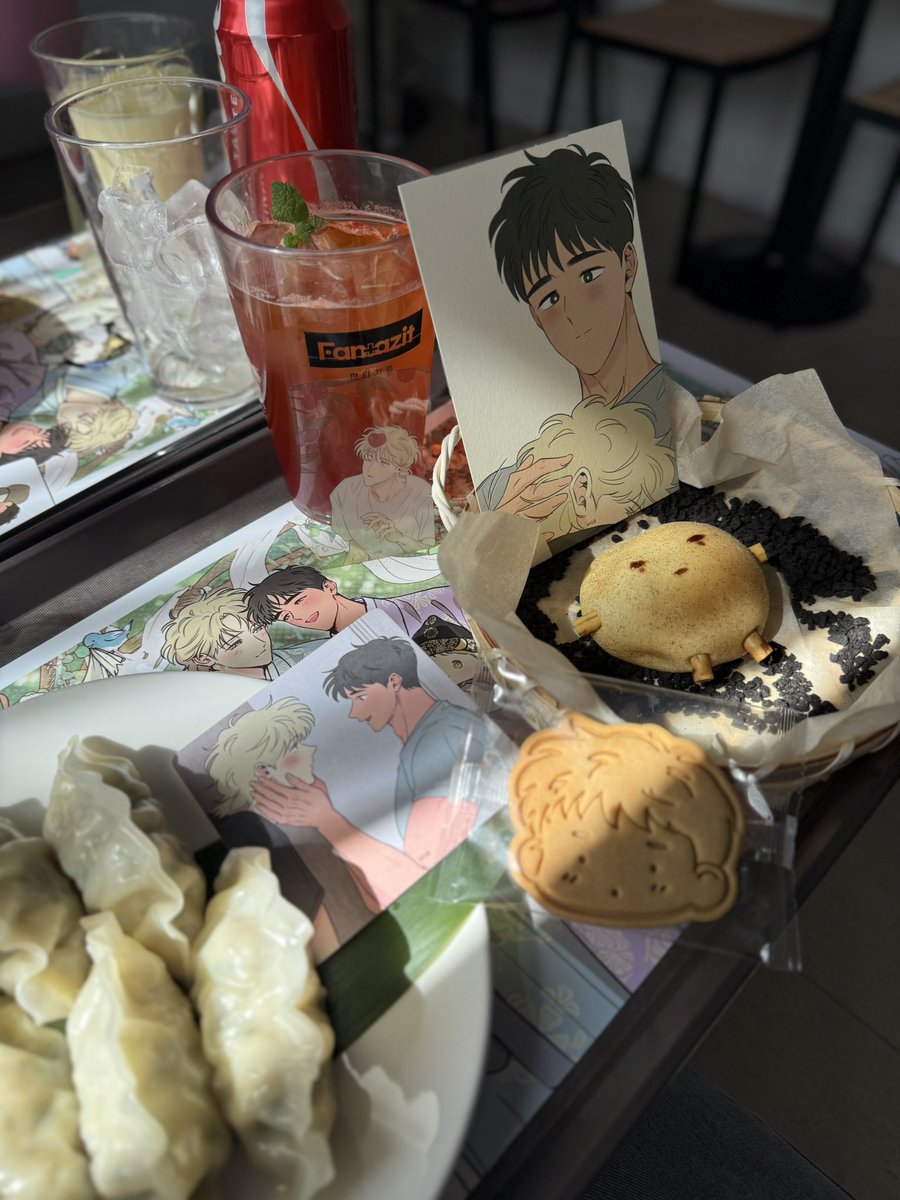 Jen42111's tweet photo. Sacred Serpent Seduction collab cafe 🐍🥔 
#sacredserpentseduction #신을품는방법 https://t.co/UlzDp5HA4t