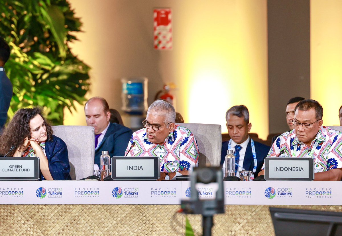 byadavbjp's tweet photo. Addressed the Leaders’ Plenary at the Pre-COP, co-hosted by Australia, Fiji and Tuvalu, in Nadi, Fiji.

Under the leadership of PM Shri @narendramodi ji, India has always stood firmly with our Pacific partners and continues to work closely with them across various sectors, including health and wellness, renewable energy, resilient infrastructure, early warning systems, IT, agriculture and capacity building.

As we move towards COP31, India believes that adaptation, mitigation and means of implementation must receive equal attention, while the key principles of CBDR-RC must be upheld in letter and spirit. 

🔗 https://t.co/IMPKroDpGA